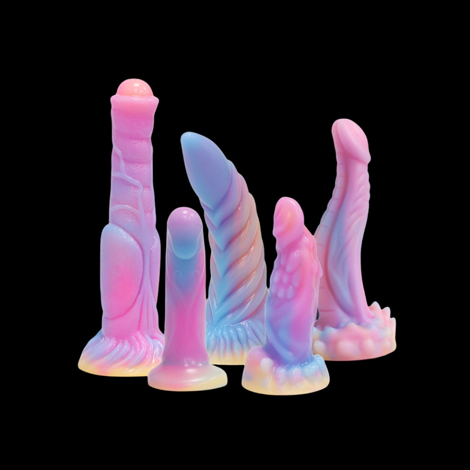 FANTASY DILDO KNOTTED SILICONE 9 INCH GLOW IN THE DARK